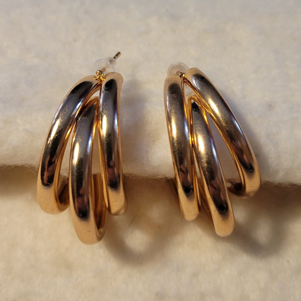 Vintage Unsigned Subtle Rose Gold Tone Tubular Retro Hoop Stud Over 1" Earrings
